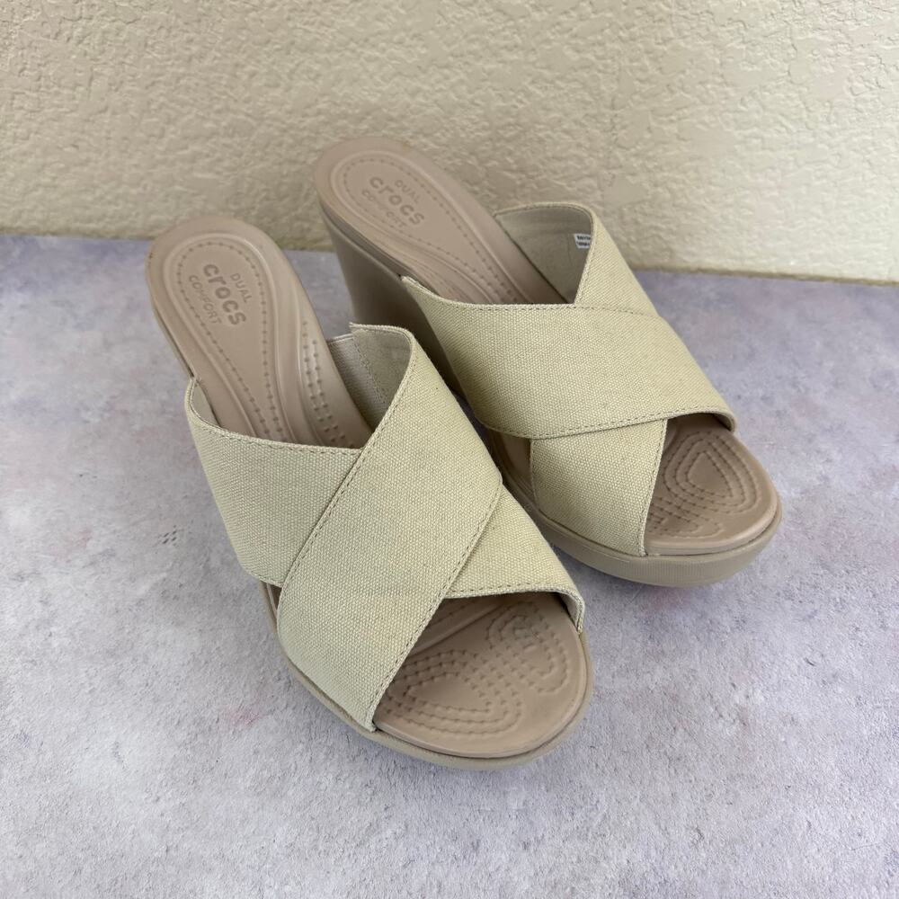 Crocs Leigh II Cross-Strap Wedge Slide Sandals Sz 9 Beige